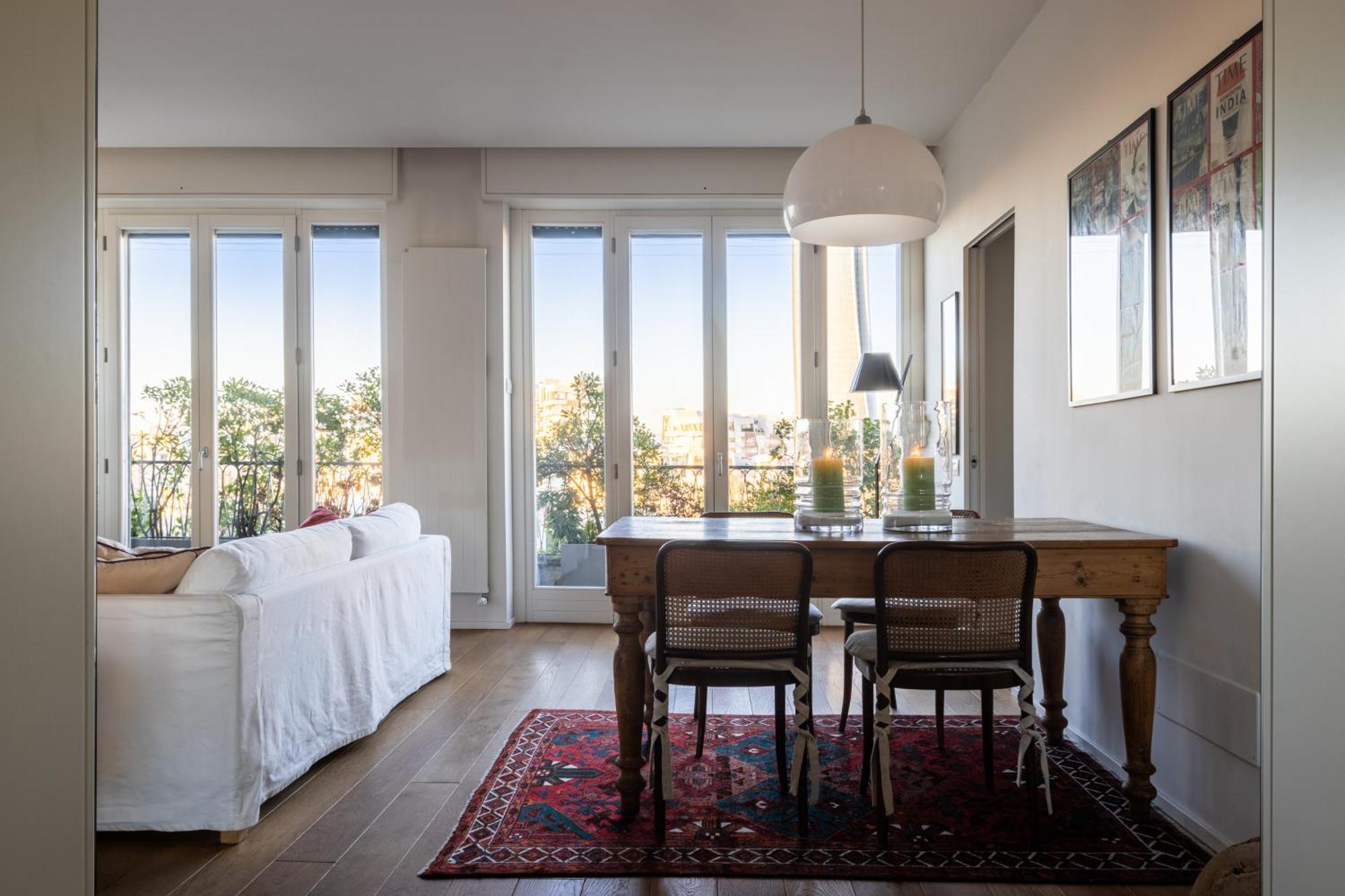 Life View With Terrace R&r Milaan
